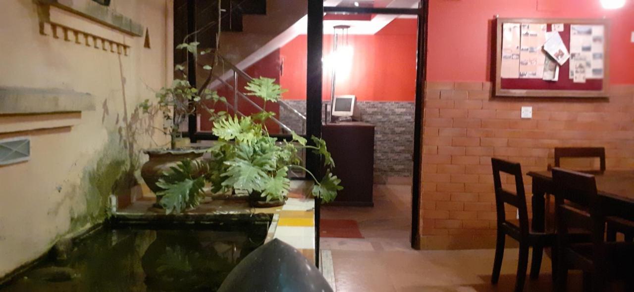 Ambience House Hotel Lalitpur Екстериор снимка